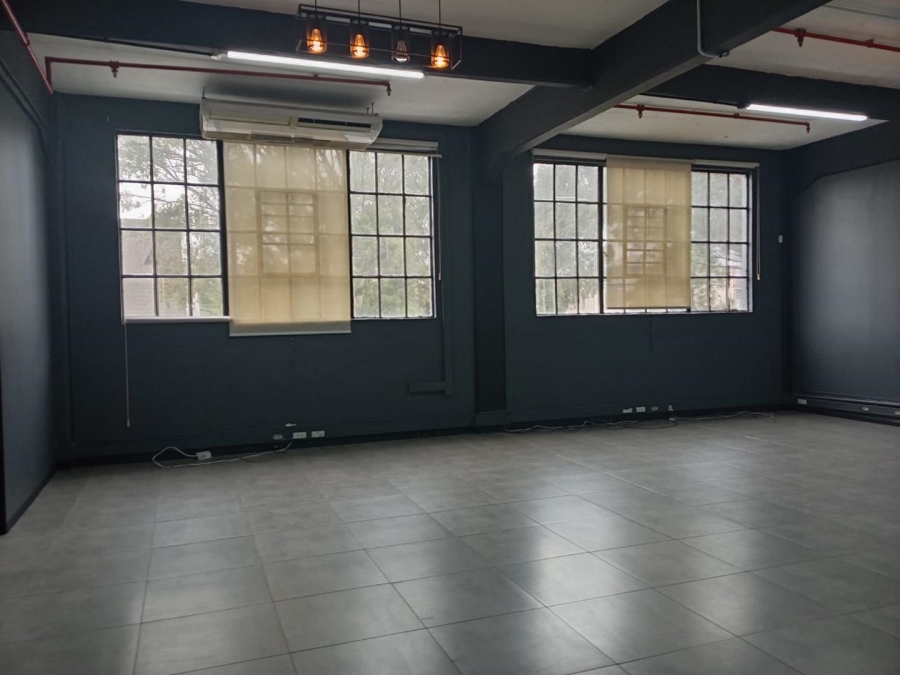 To Let Commercial Property for Rent in Woodstock Western Cape
